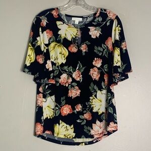 Charter Club short sleeve floral stretch shirt Small women’s blouse